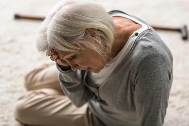 手抖警惕三种疾病糖尿病会手抖吗,哪些疾病会导致手抖你都了解吗