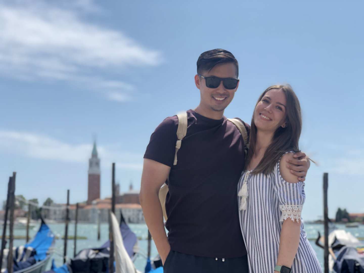 山东小伙娶俄罗斯媳妇新闻视频,中国小伙娶了乌克兰双胞胎