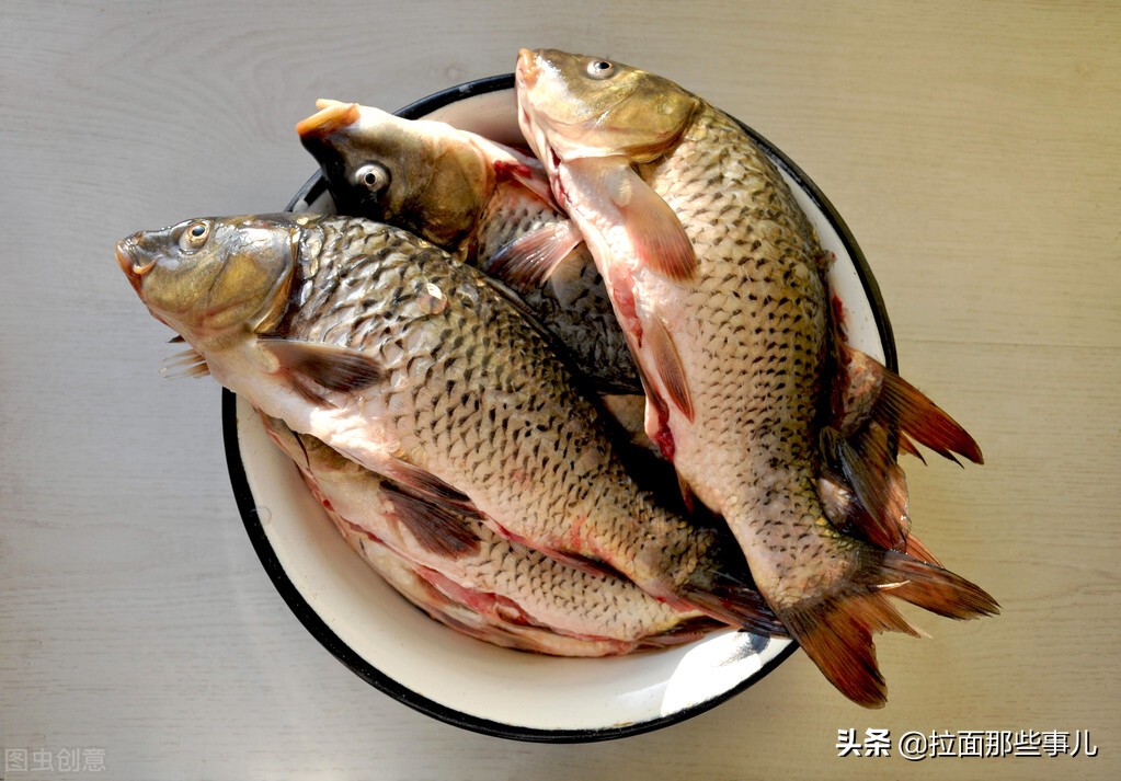 砂锅炖鱼豆腐奶白,炖鱼怎么出奶白汤