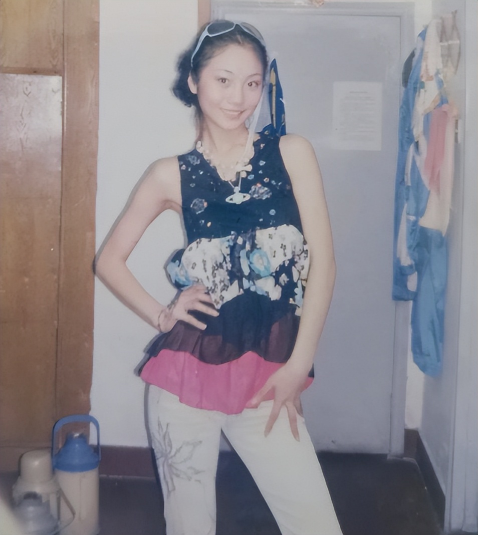 山东未婚妈妈生下三胞胎,山东女子未婚生下三个混血宝宝