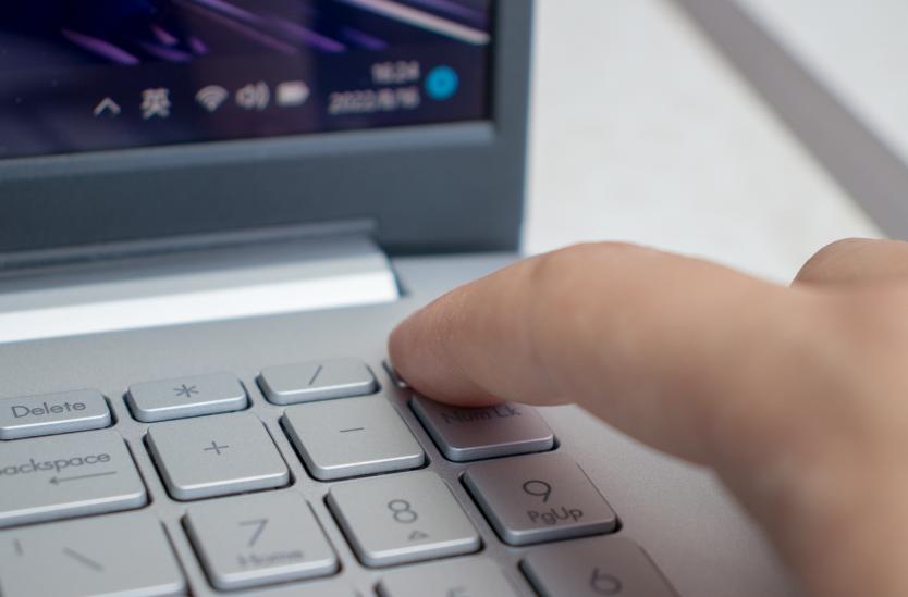 华硕无畏pro15r7-5800h锐龙版测评,华硕无畏pro152022款rtx3050独显版