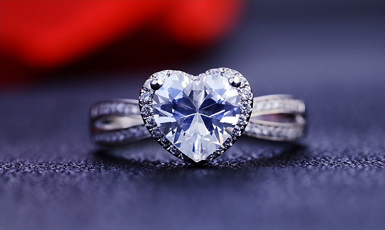 戒指和钻戒是一个尺寸吗,戒指尺寸怎么量