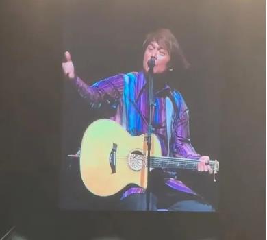 伍佰最经典演唱会,伍佰史上最轻松演唱会