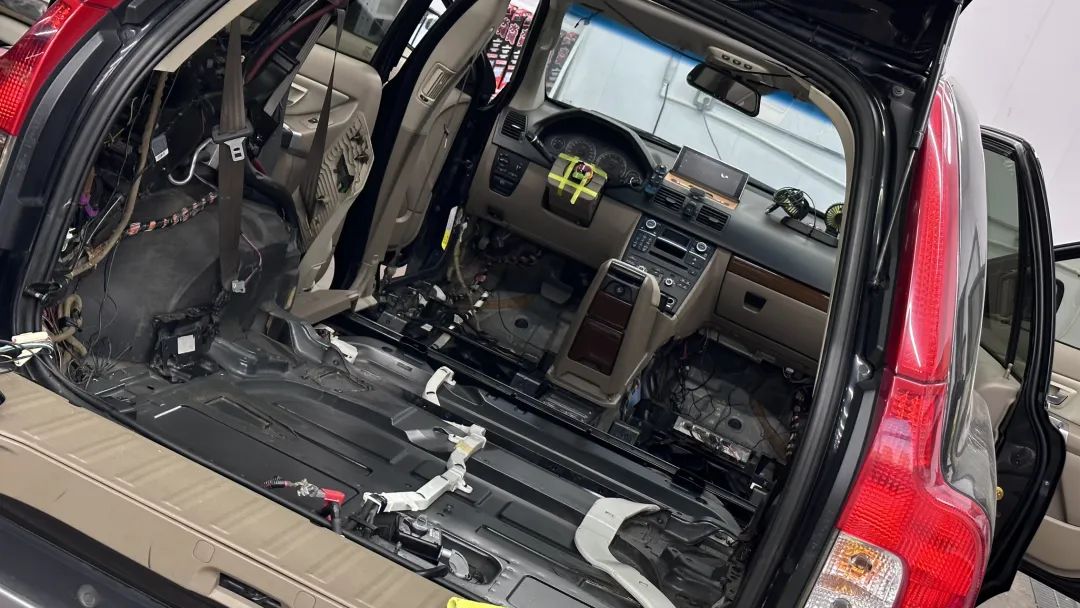 翻新一辆07年沃尔沃xc90要多少钱,开了四年的沃尔沃xc90多少钱