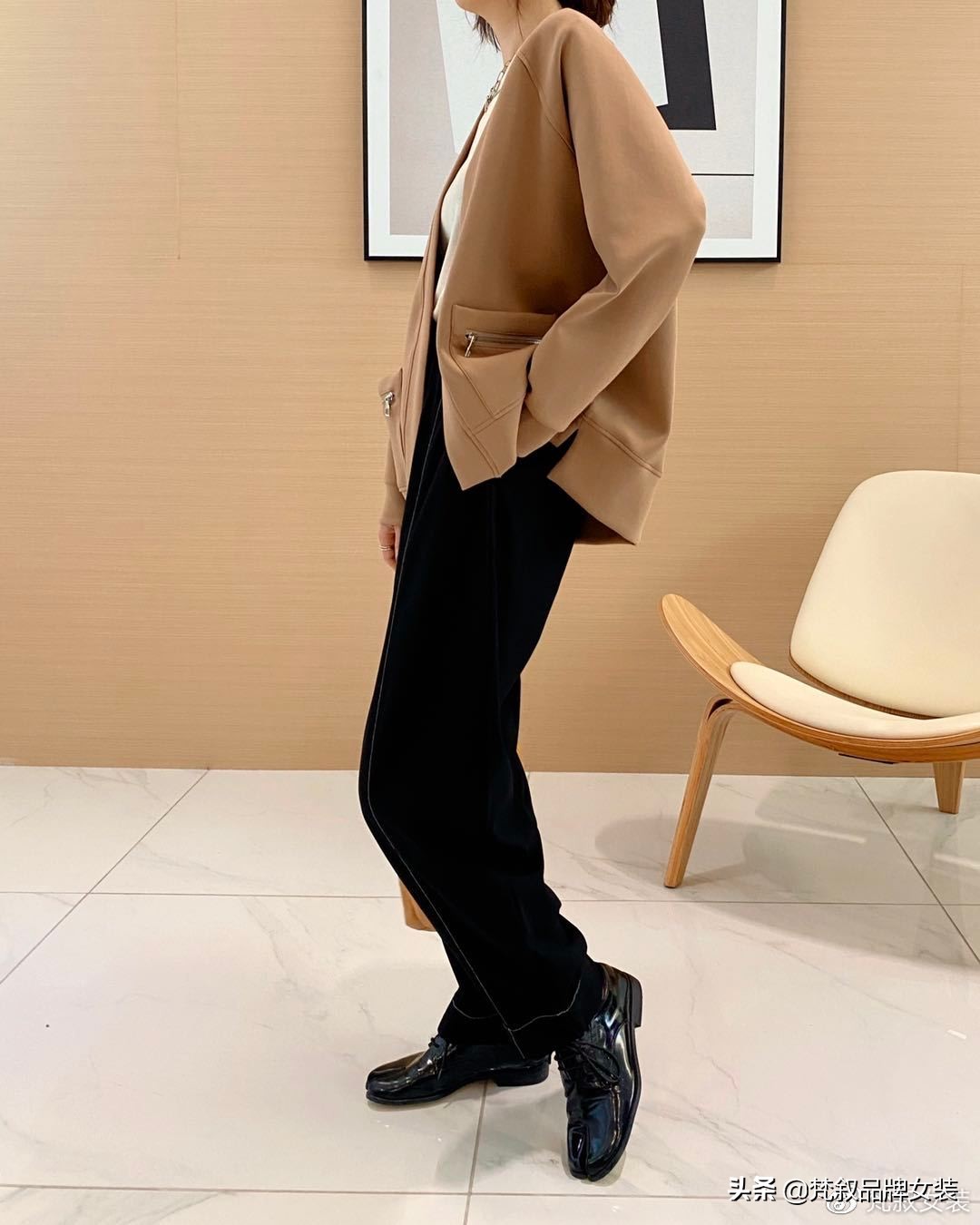 梵叙女装卫衣,阜新梵叙品牌女装集合店