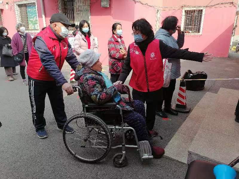 最美志愿红杏林风景线---沈阳市沈河区朱剪炉街道杏林社区