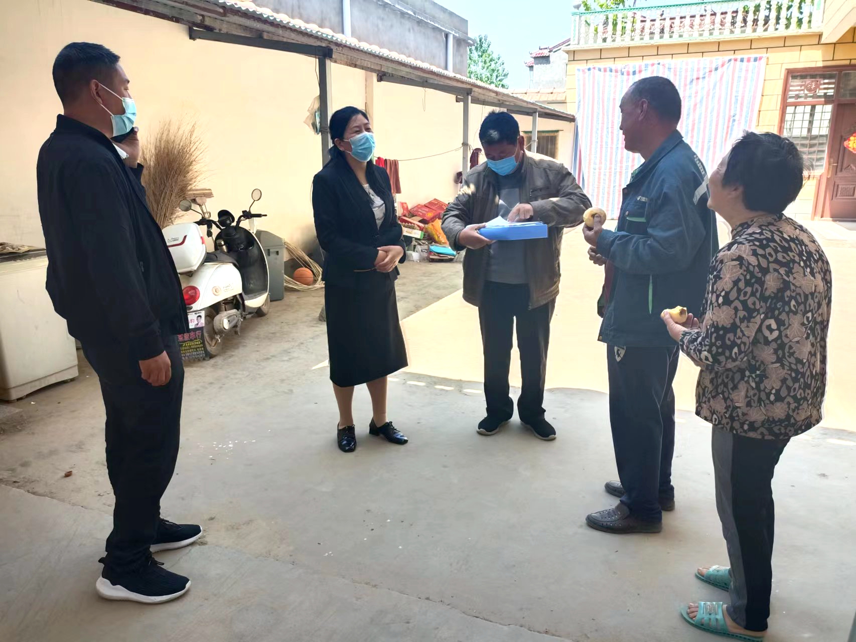 在希望的田野上——记周口市淮阳区冯塘乡丁洼村驻村第一书记孙艳