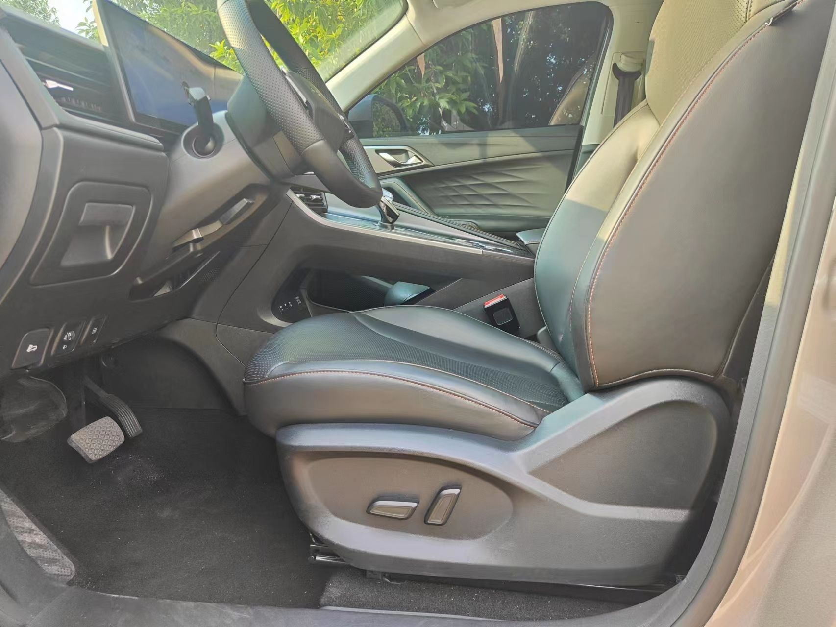 荣威erx5纯电高速120迈试驾视频,开着比燃油版舒服测试荣威erx5