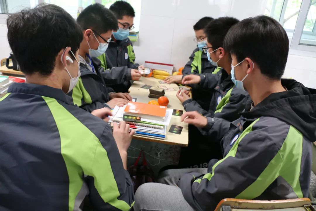 盐城市明达高级中学高三年级举办赋能前行半日活动