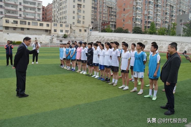 闃冲厜浣撹偛鏍″洯瓒崇悆,闃冲厜浣撹偛鏍″洯瓒崇悆姣旇禌