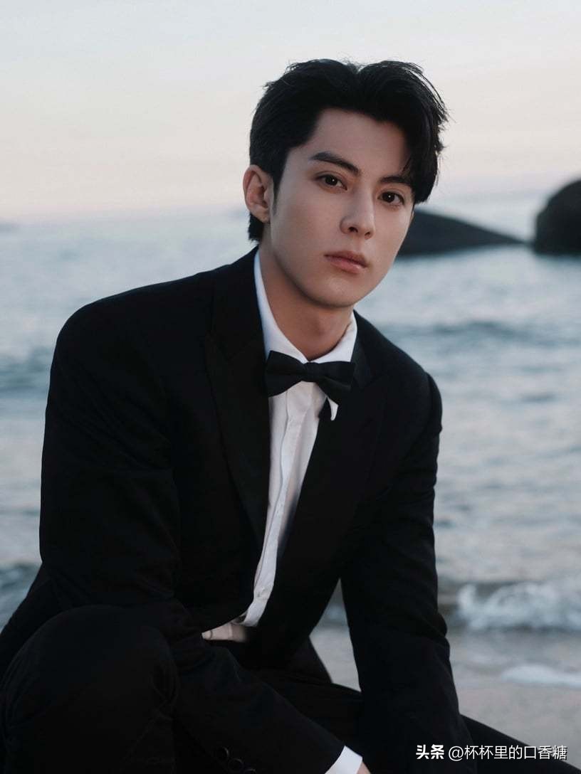 王一博和王鹤棣对比图,王一博王鹤棣许凯