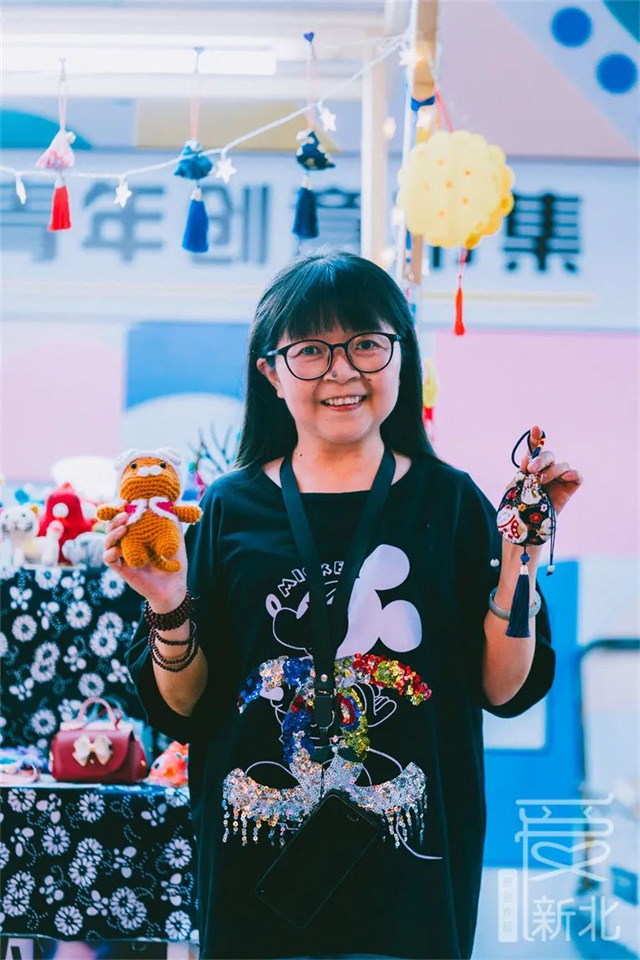 仲夏夜,逛“井井有条街·青年创业集市”,有生活有晚风也有故事……