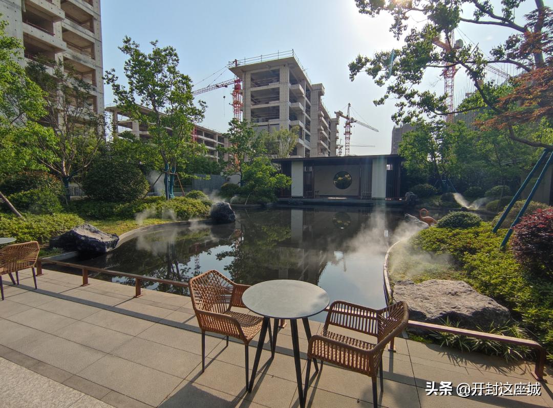 橄榄城八期和橄榄公馆该怎么选,7900和7800区别