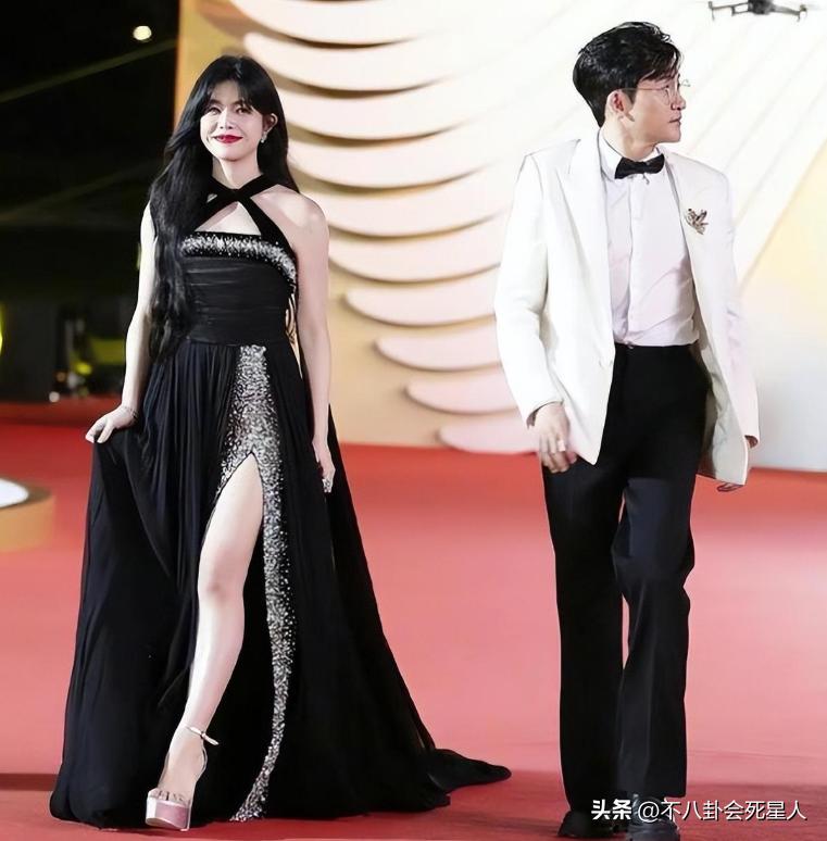 姚晨红毯造型翻车盘点,姚晨红毯奇葩