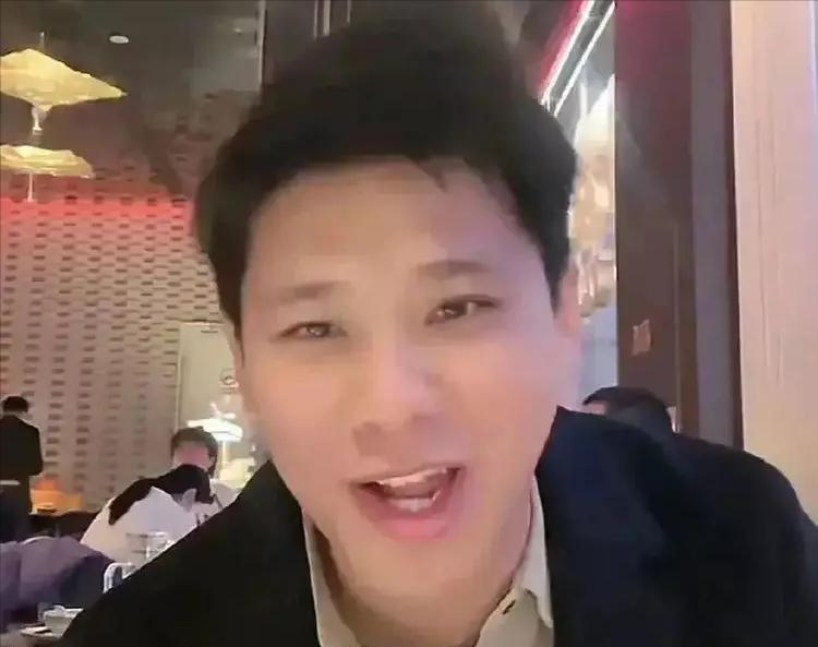 和大s传过绯闻的黄姓男明星,黄姓艺人大s