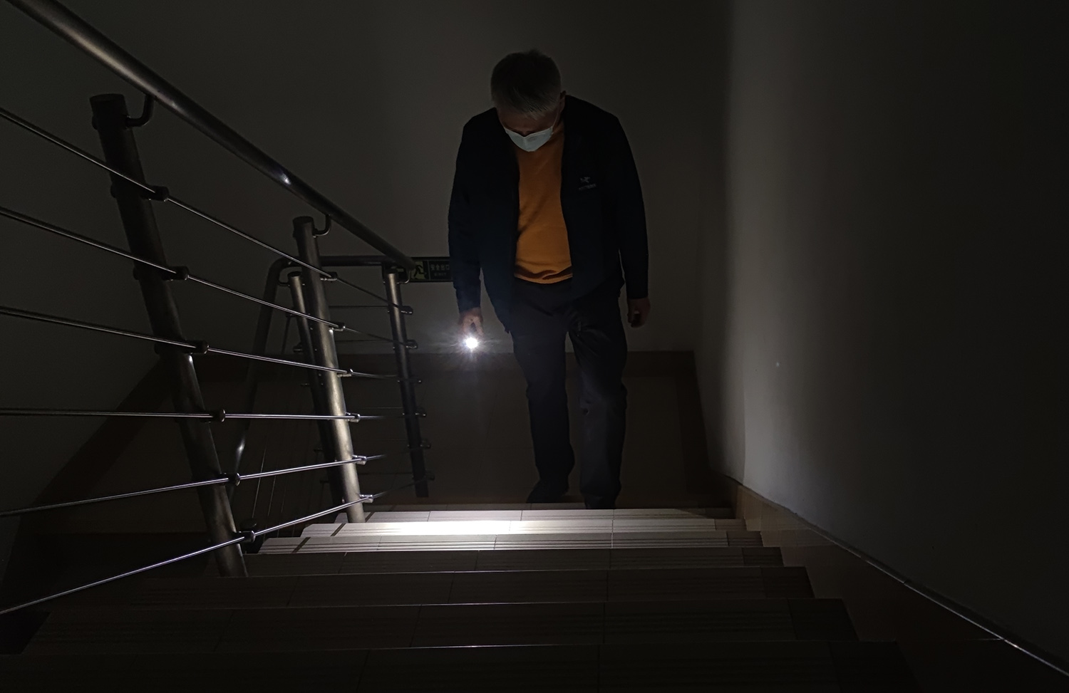 傲雷司令官激光手电,傲雷大泛光手电