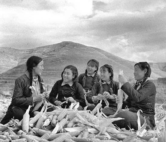 拒绝女神节和女王节,3.8妇女节作为我们女性的节日