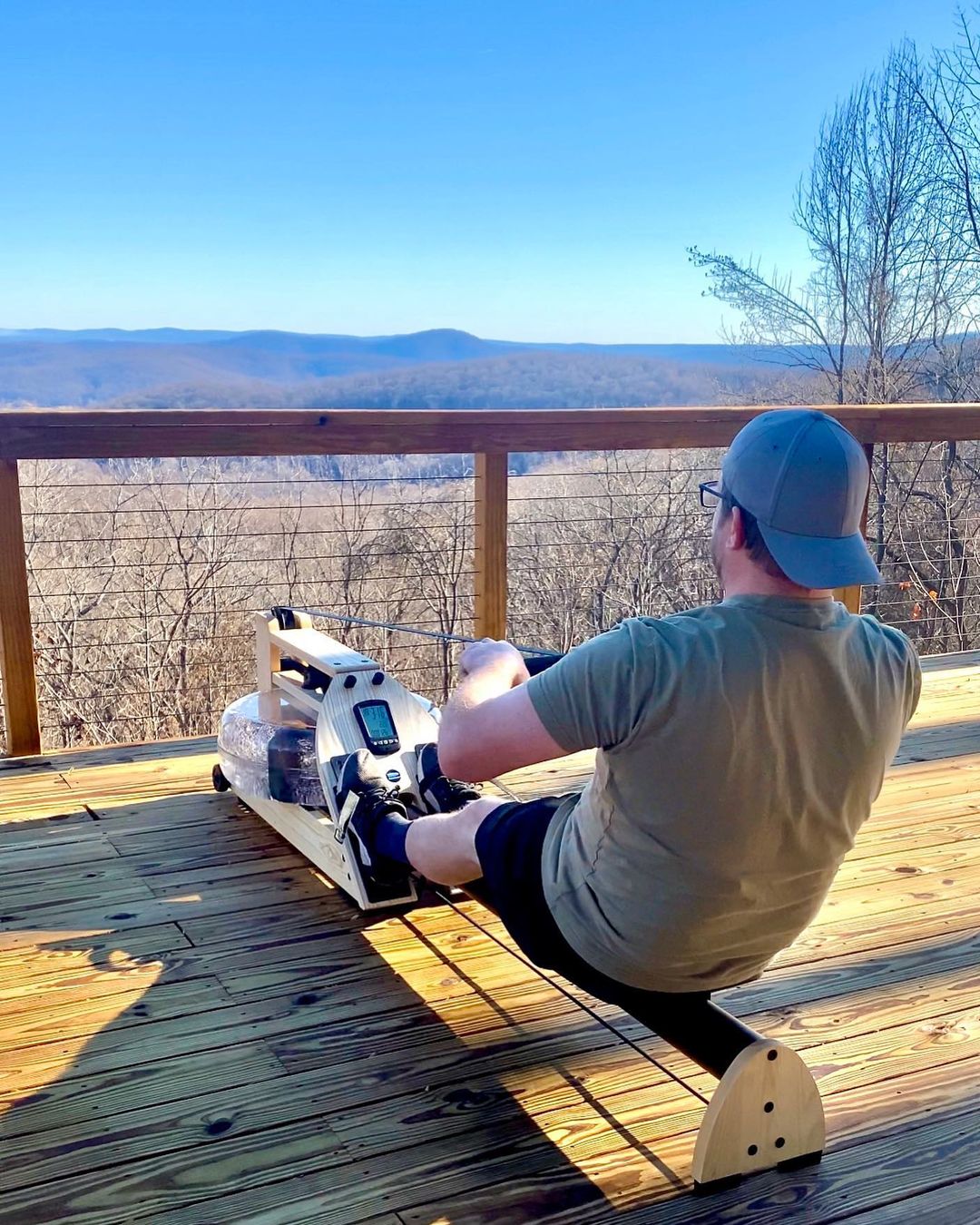 练习腹肌可以配合划船机吗,水阻划船机如何练腹肌