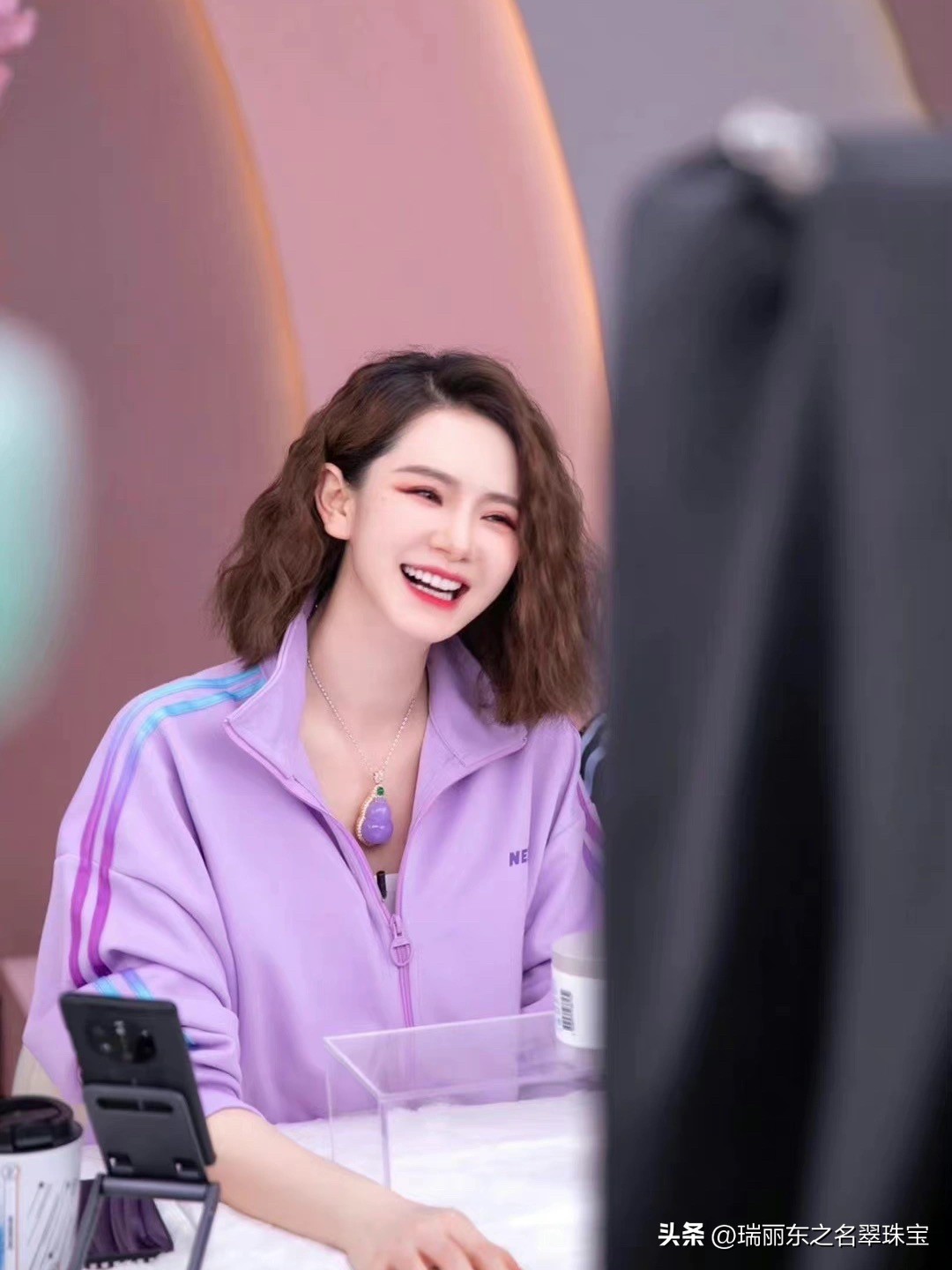 黄金珠子和翡翠珠子怎么搭好看,翡翠珠链怎么搭