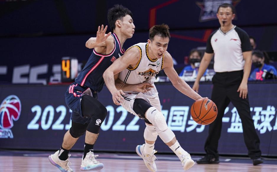 威姆斯跟随广东队夺冠,威姆斯签约广东身价