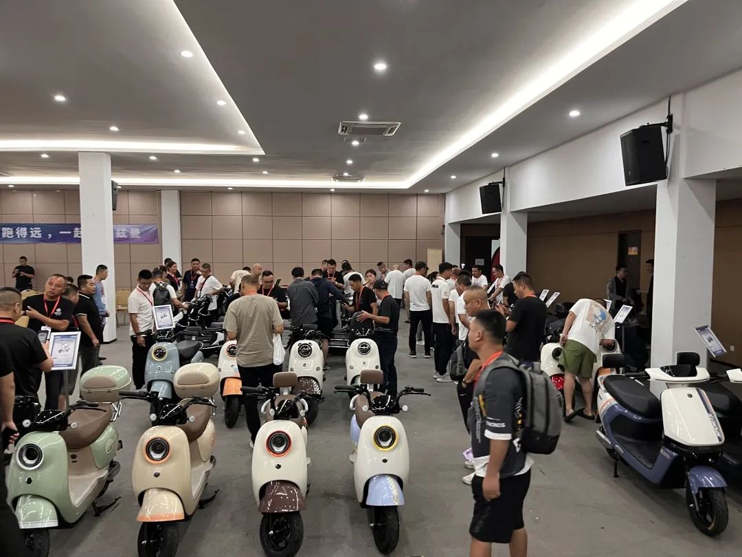 同心同行·聚势共赢！斯波兹曼全面打响旺季攻坚战，引发加盟潮！