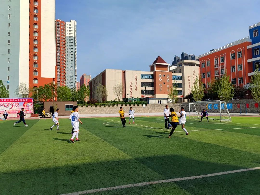 绿茵逐梦,逐梦绿茵燃情对决