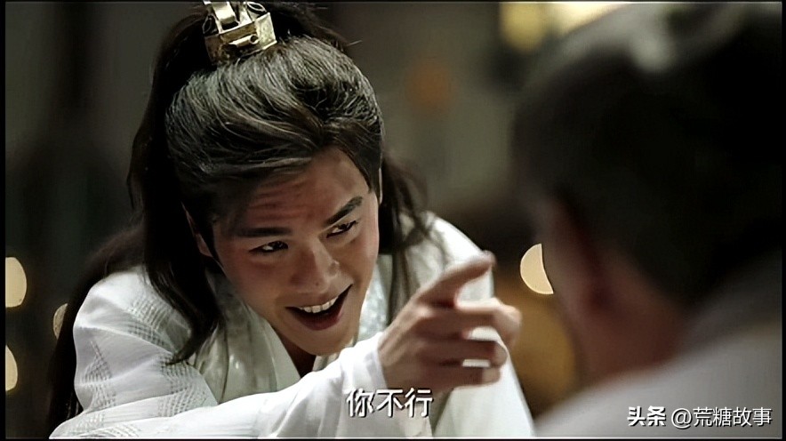 四川大学足球队员被打，在场无人还手，克制是川大的修养与气度