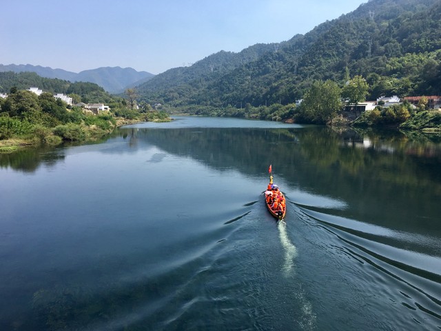 李白赠汪伦几年级的课,赠汪伦唐李白古诗视频