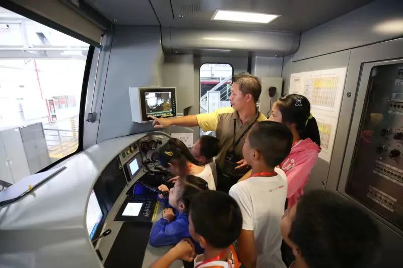 深圳-周末去哪儿丨探秘深圳最大航空模型展