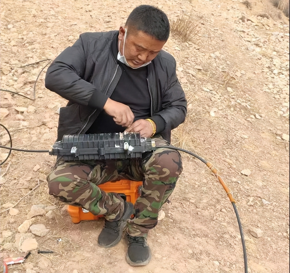 雪域净土高原明珠——记*藏西**电信人在雪域高原的“坚守”与“雄心”