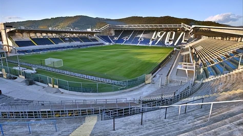 意甲巡礼萨莱尼塔纳,意甲球场巡礼视频在线观看