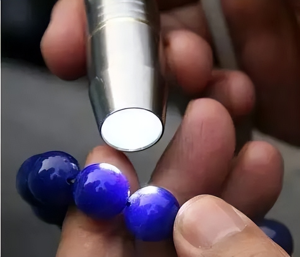 真假青金石戒指鉴别方法,青金石手镯真假鉴别