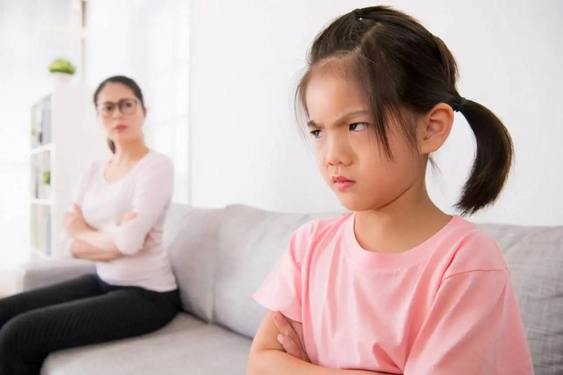 退休女教师年过50性情大变，失眠焦躁还易怒，来听听专家怎么说