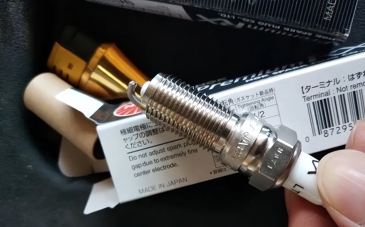 同样火花塞为什么差一半价格,同样ngk火花塞为什么要去4s店换