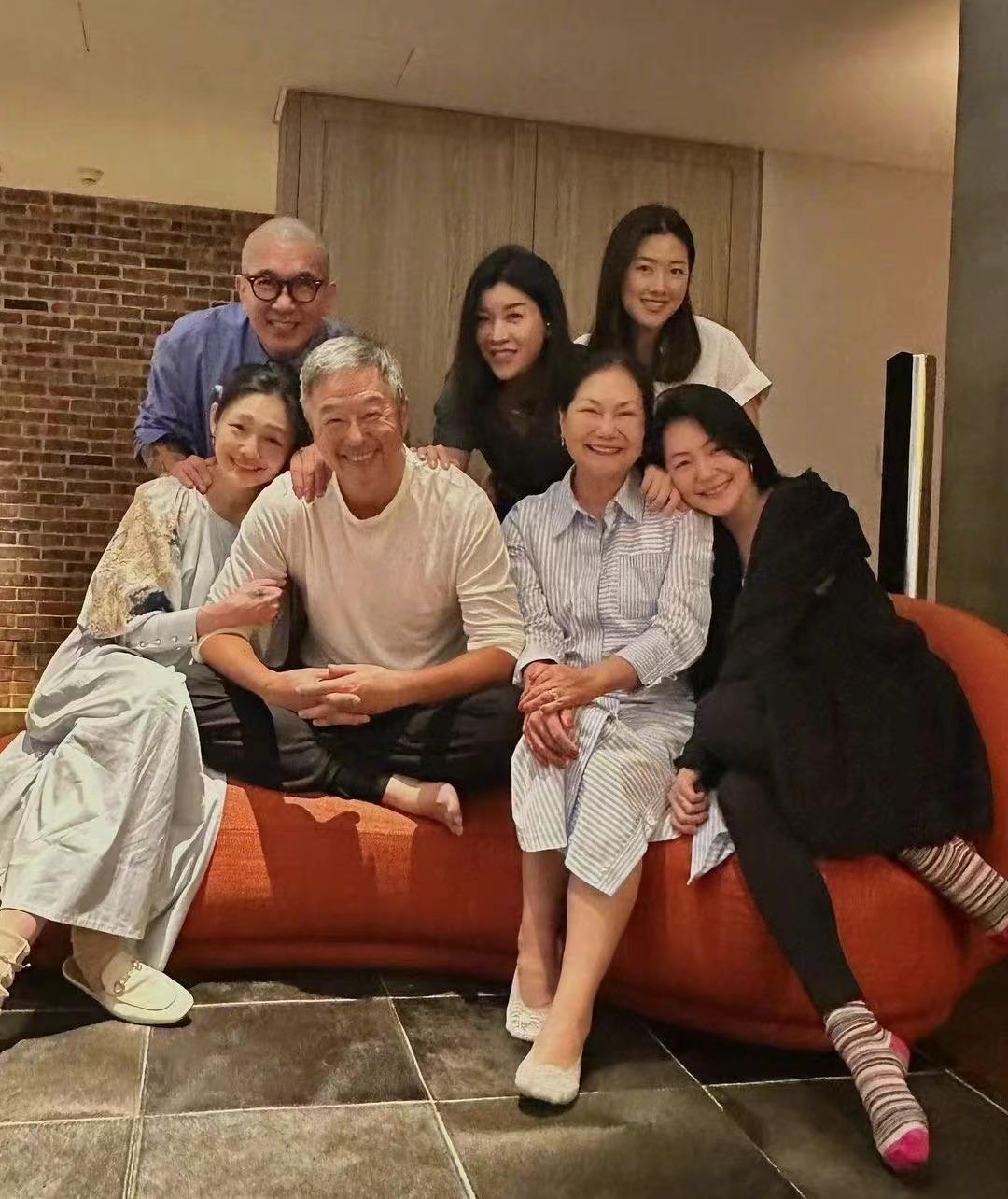 韩国人看具俊晔和大s汪小菲,具俊晔大s困在一起跳舞