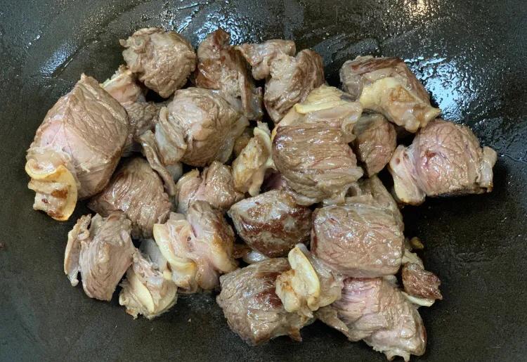 建议中老年别太节俭多吃这五种菜,老年人多吃五种高蛋白食物