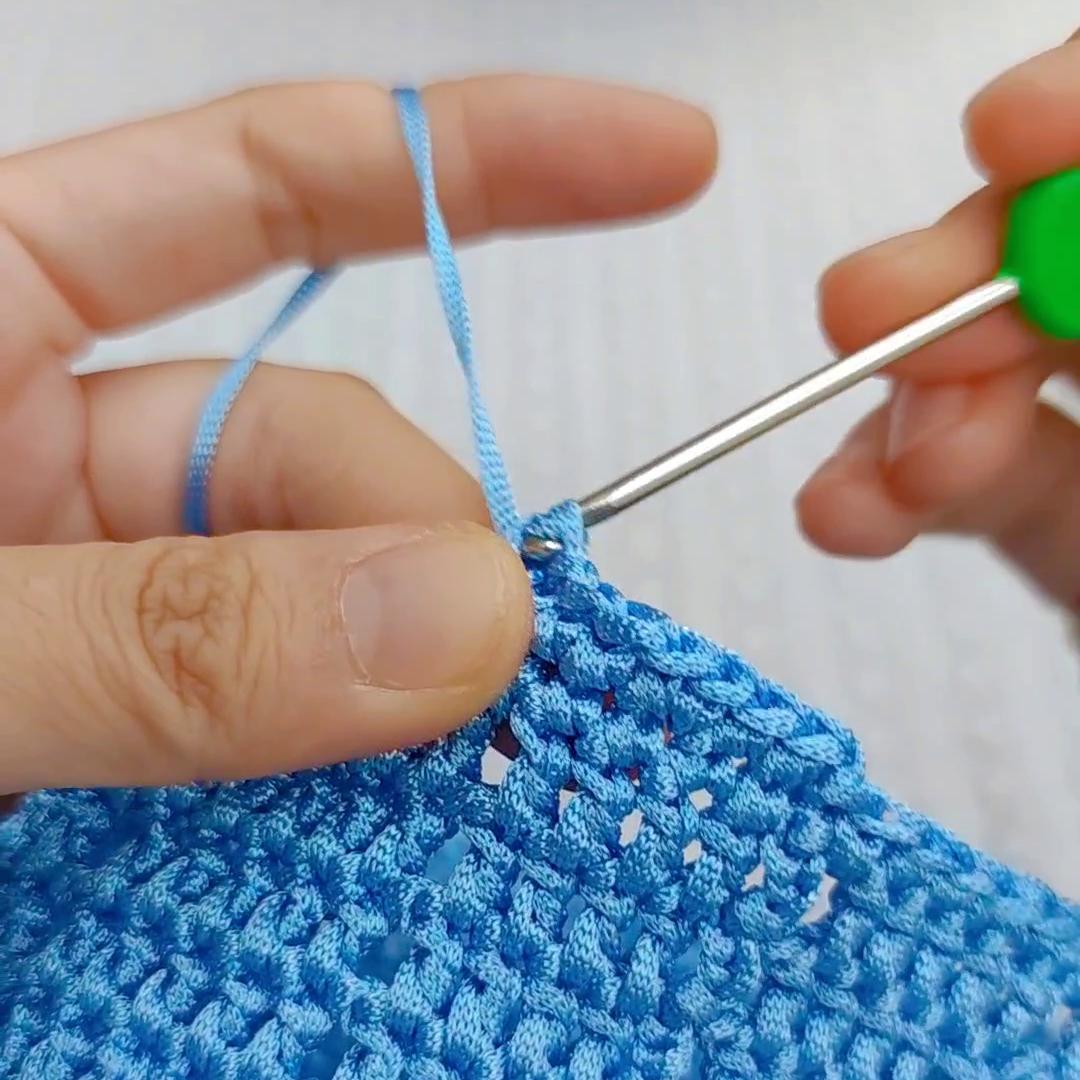 钩针米奇平面装饰帽子上视频教程,儿童帽子3-6岁米奇毛绒帽子