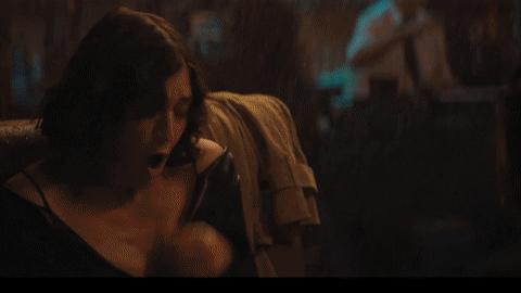 除了她的肉体,还有啥可看的?