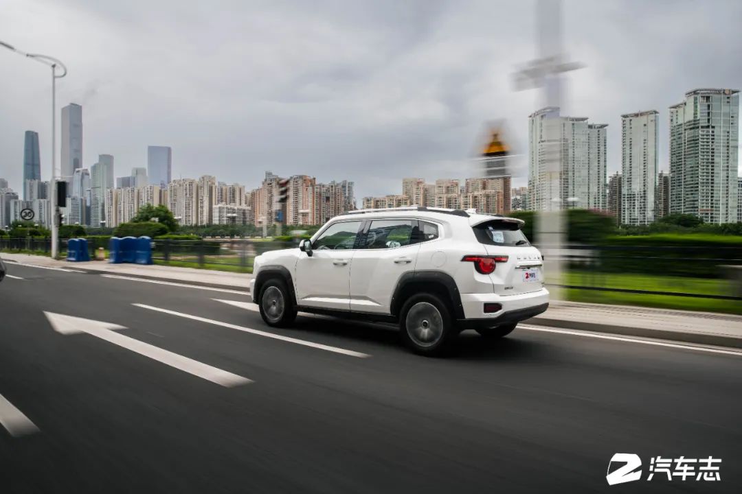 15万级别suv这3款怎么买很挑人,15万可选的四驱suv这4款物有所值