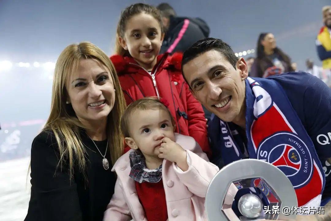 14年半决赛梅西传给迪马利亚,2008年所有比赛足球