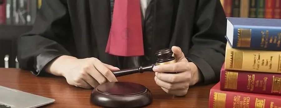 村委会有权扣押补偿款吗,强占村民拆迁补偿款怎么处罚