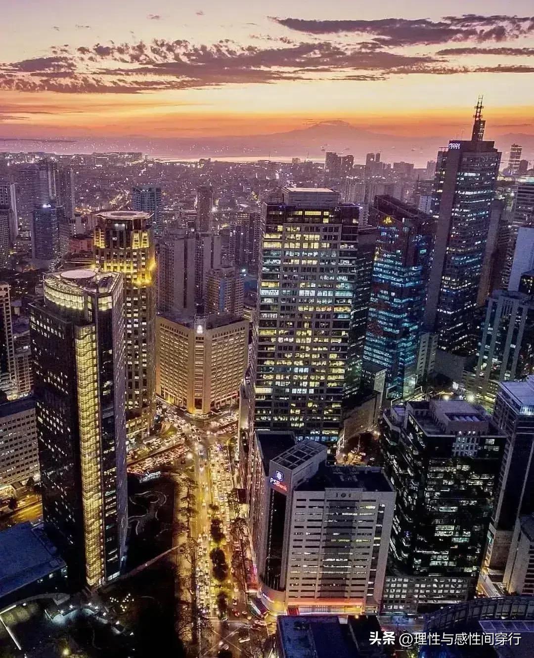 在越南偶遇新加坡小伙,才发现海外华人的眼里竟有着不同的中国