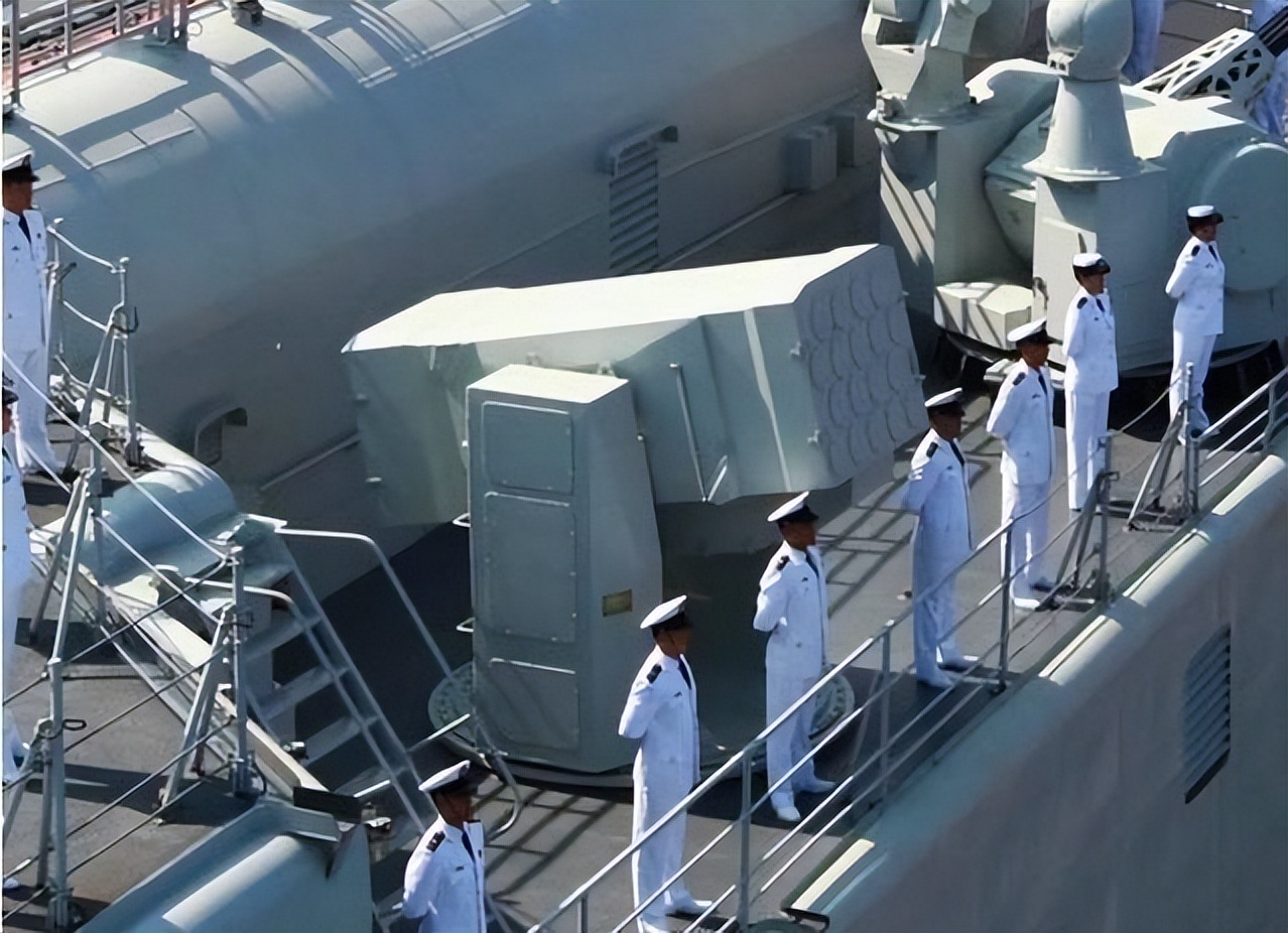 架空：6万吨双蒸弹，令*独台**分子胆寒，差强人意的江苏号航空母舰