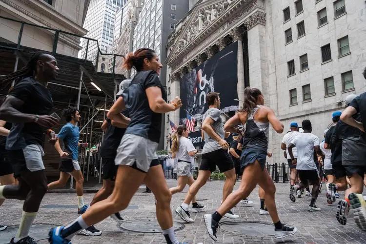 昂跑全新一代cloudsurfer跑鞋,昂跑cloudaway跑鞋评测