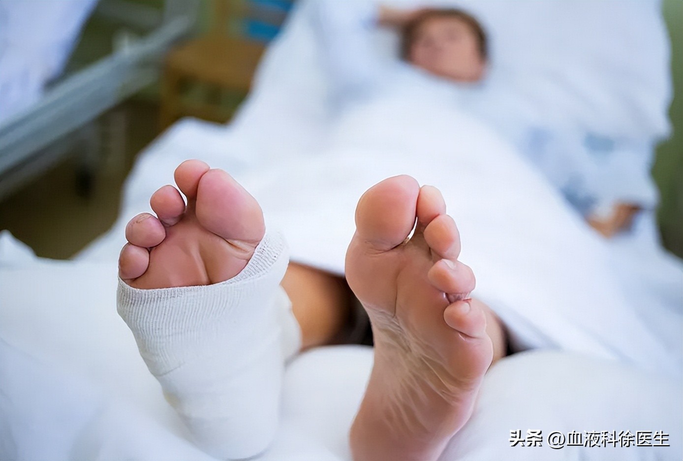 血栓手脚有什么症状和预兆,血栓来临手脚有啥感觉