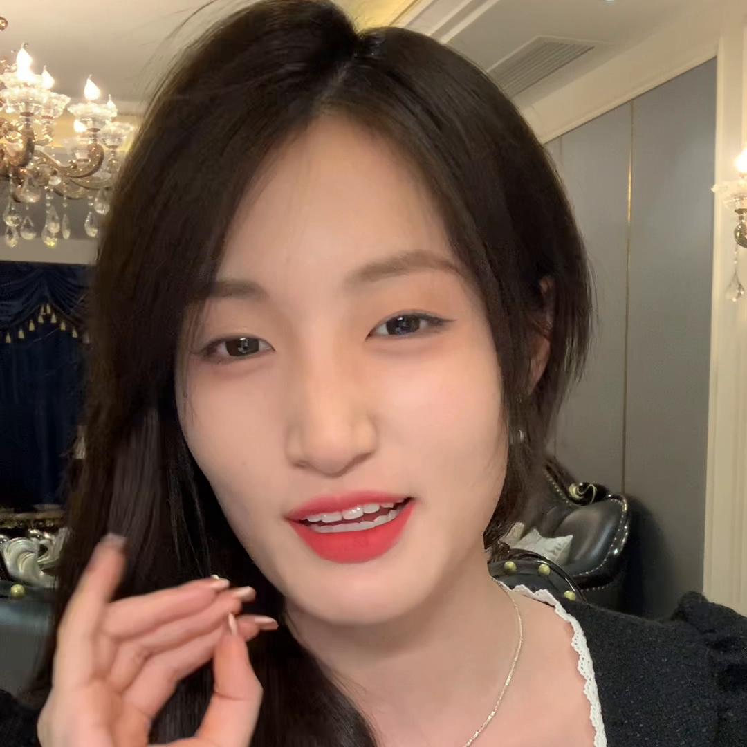 之前给大家整理了,各个阶段的护肤步骤。今天介绍俩温和去...