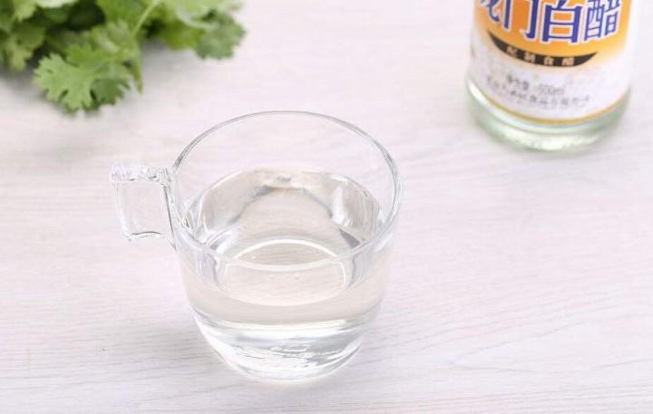 100%聚酯纤维衣服缩水怎么办,衣服缩水了拉链弯曲怎么恢复原样