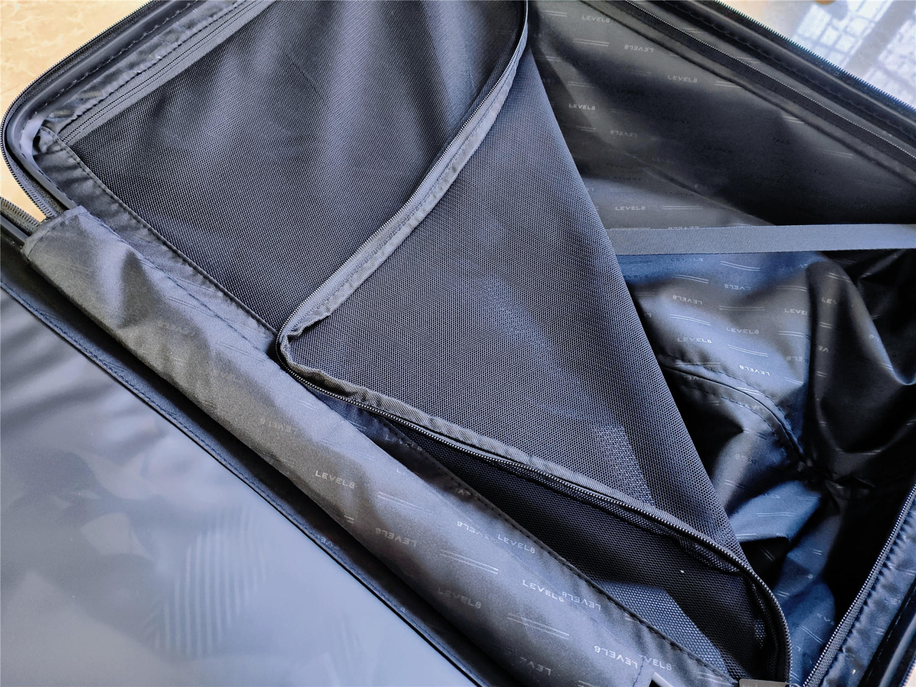 地平线8号power旅行箱测评,地平线8号行李箱测评