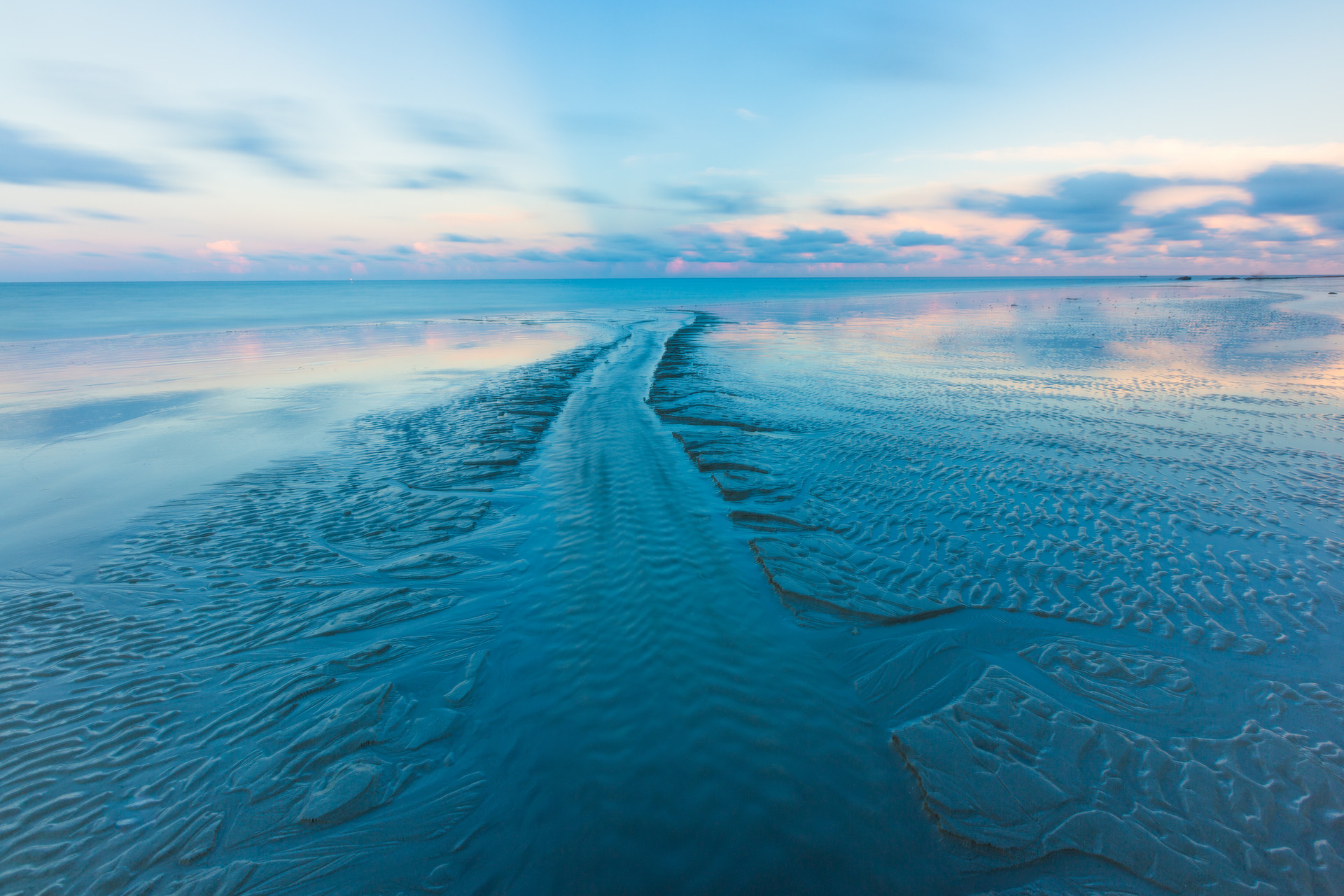 有家室的人在一起靠谱吗,有家室的男人会真心爱你吗