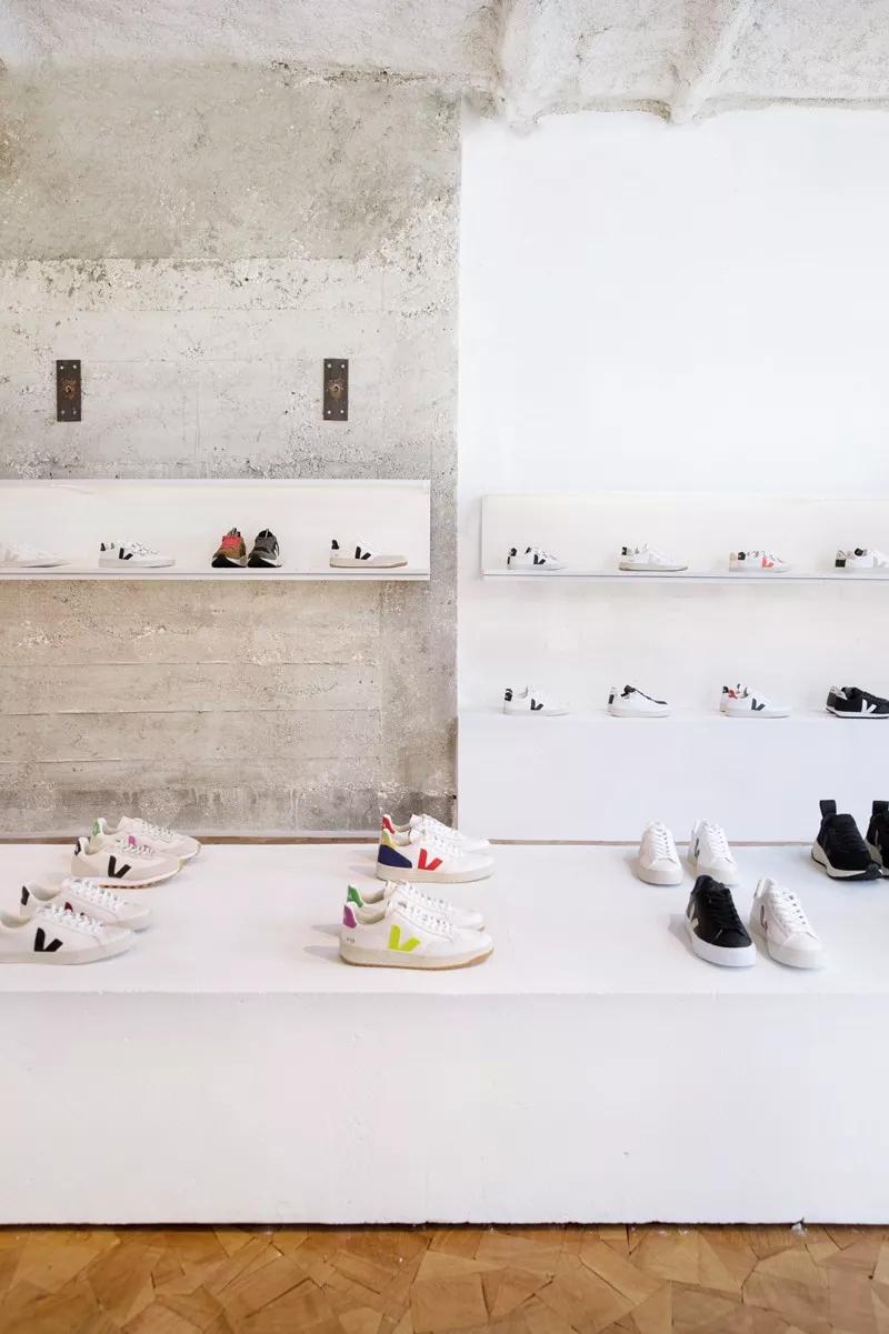 别再穿小白鞋了今年最火的六双鞋,匡威球鞋哪款最好